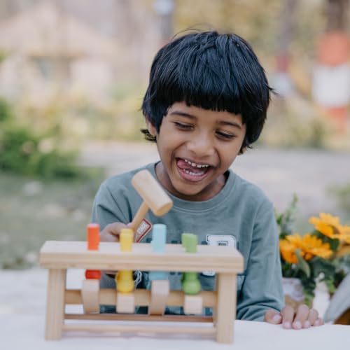 Nesta Toys Pounding Bench with Hammer for Kids