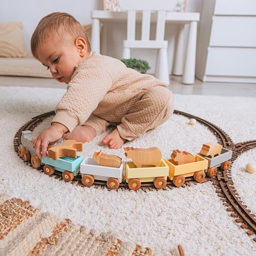 Personalized Freight Train with Name and Animal Wagon Set