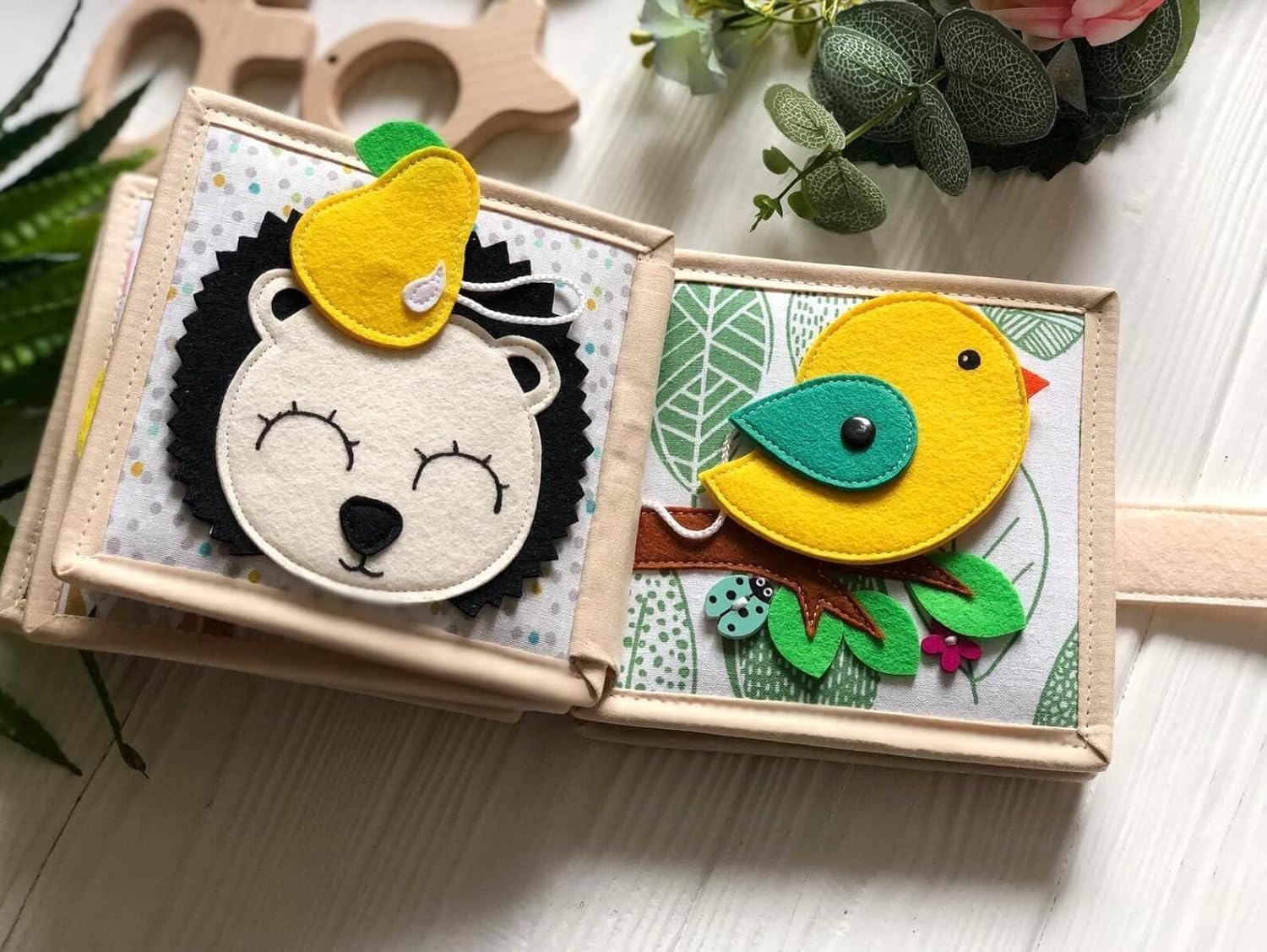 Quiet Baby Book with Animals and Shapes 1
