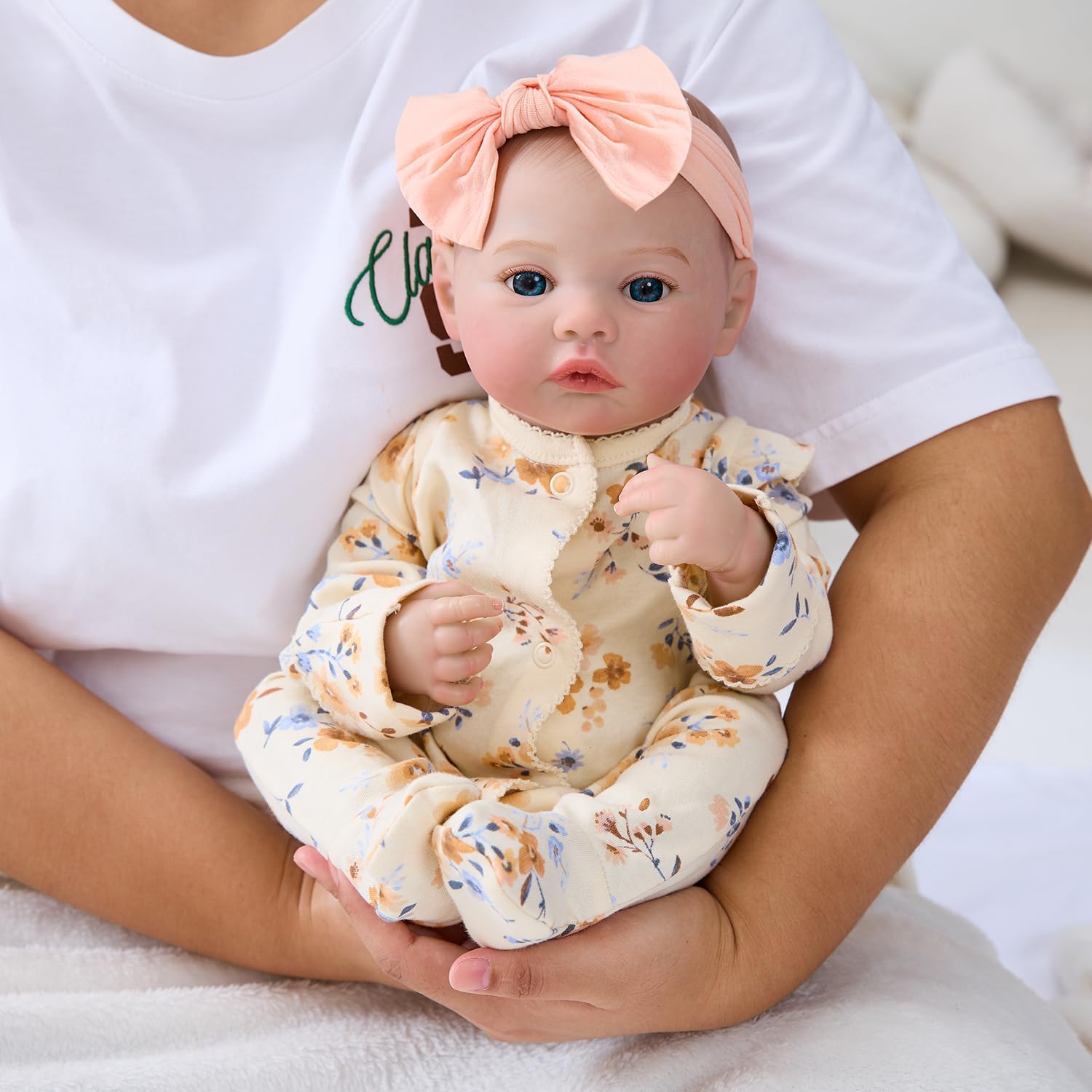 MYREBABY 17 Realistic Reborn Baby Girl Doll Set
