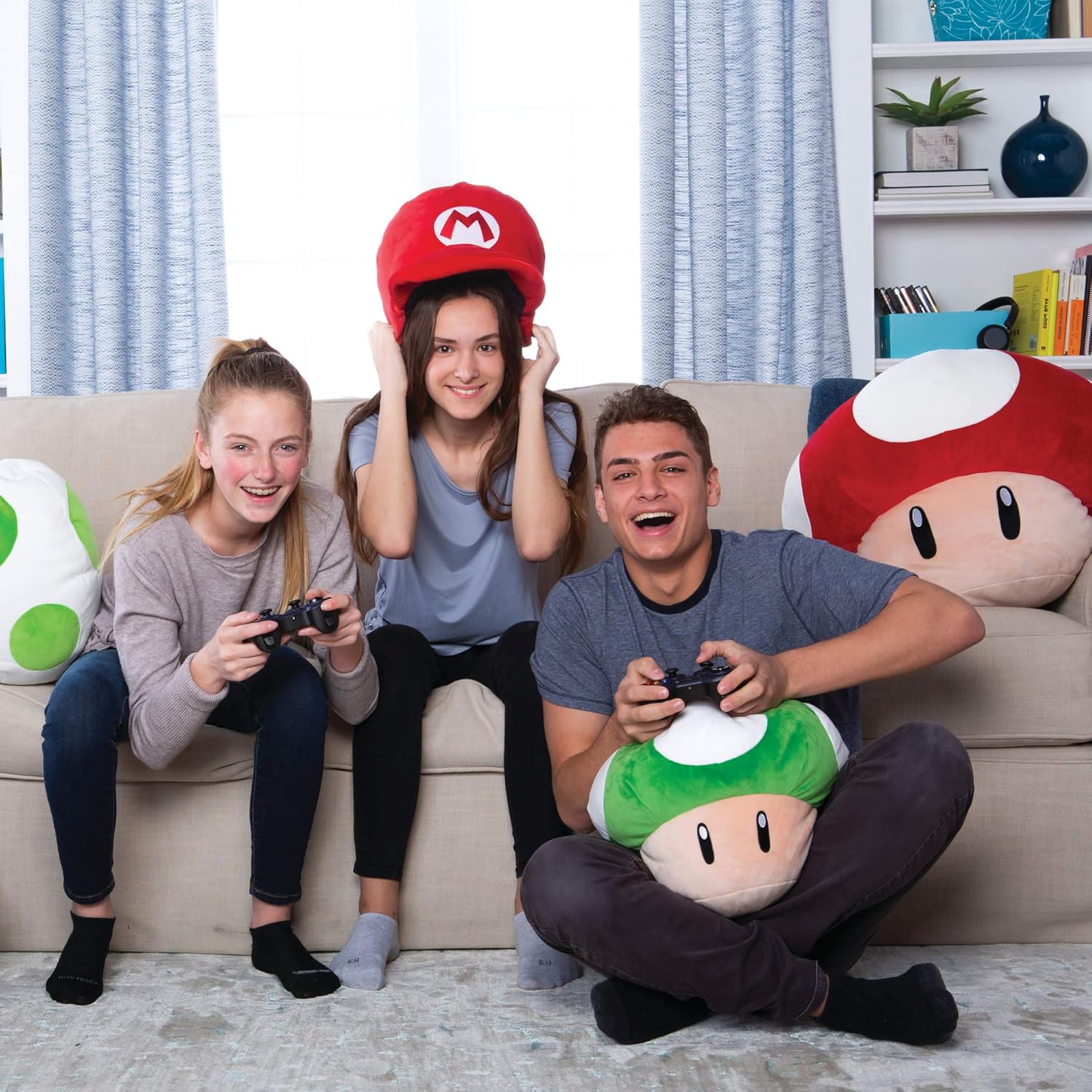 Tomy Luigi T12962 Super Mario Plush Toy 1