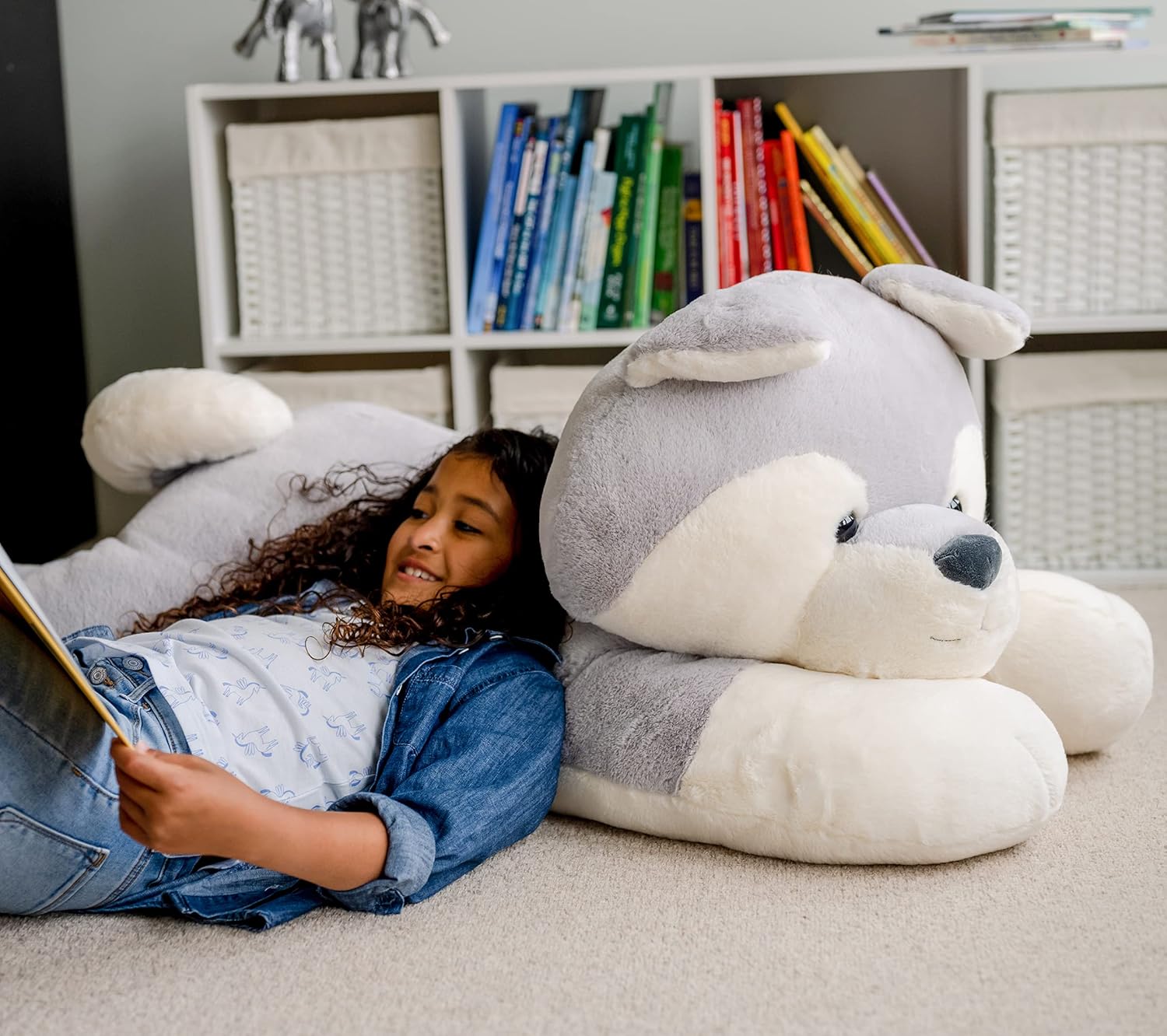 Animal Adventure Sqoosh2Poof Husky 44 Giant Plush Toy
